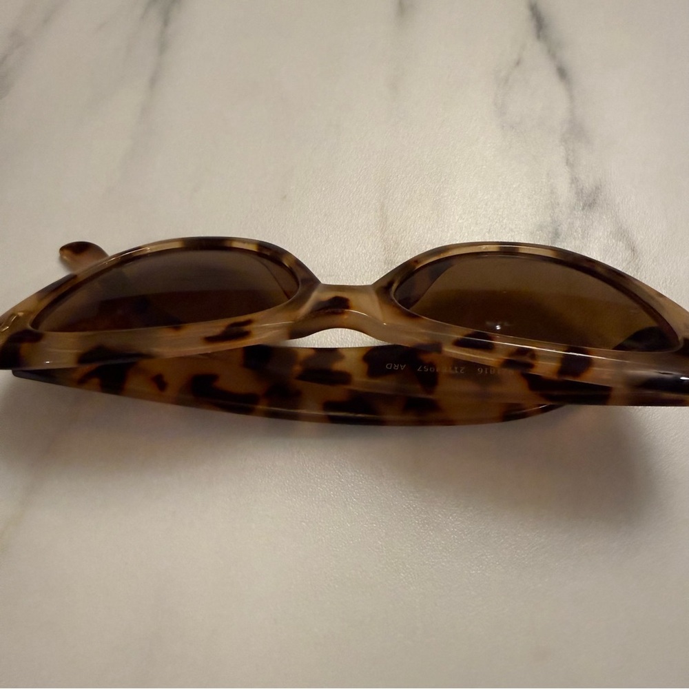Tortoiseshell Cat-Eye Sunglasses - Brown Lenses - Picture 14 of 16